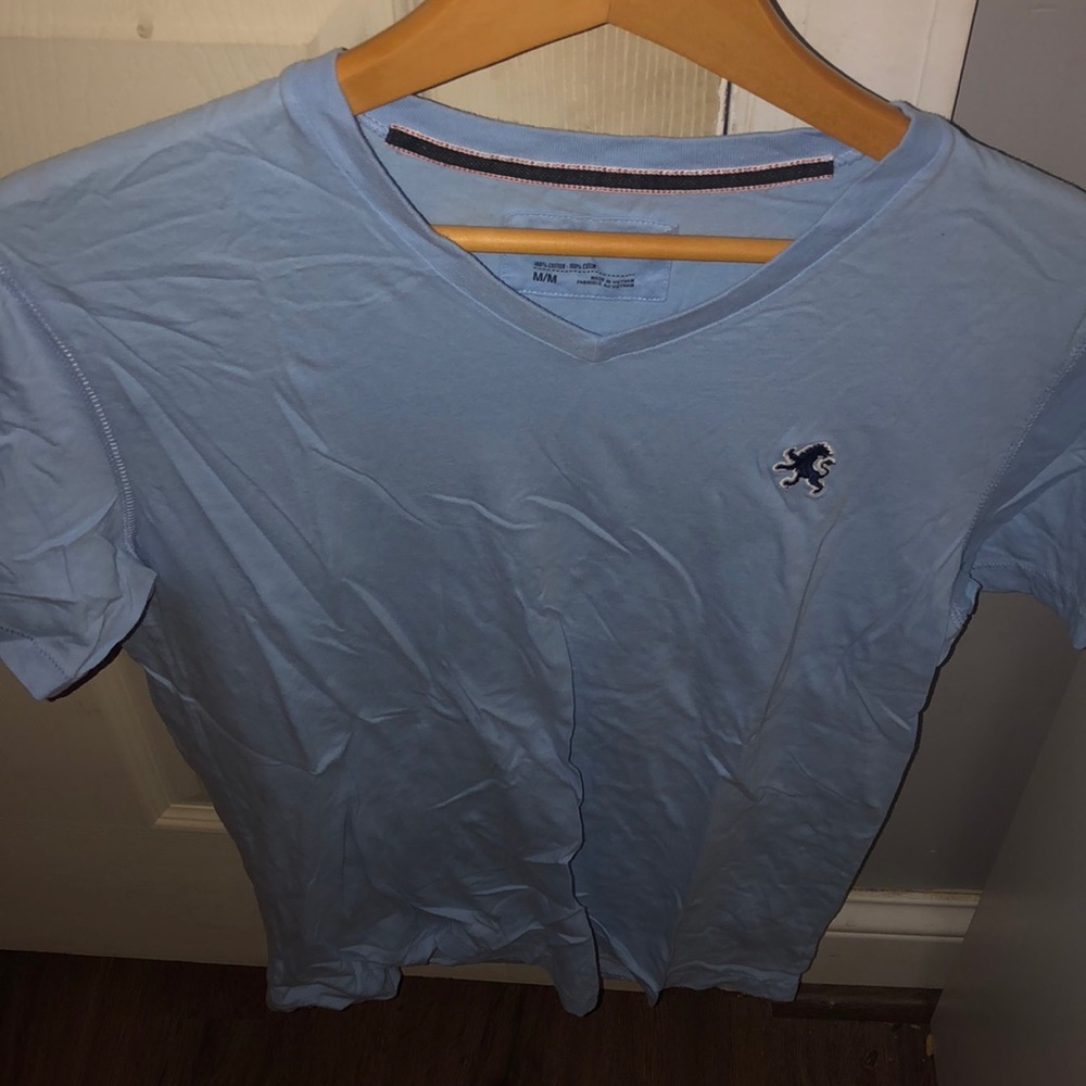 Men’s express v neck